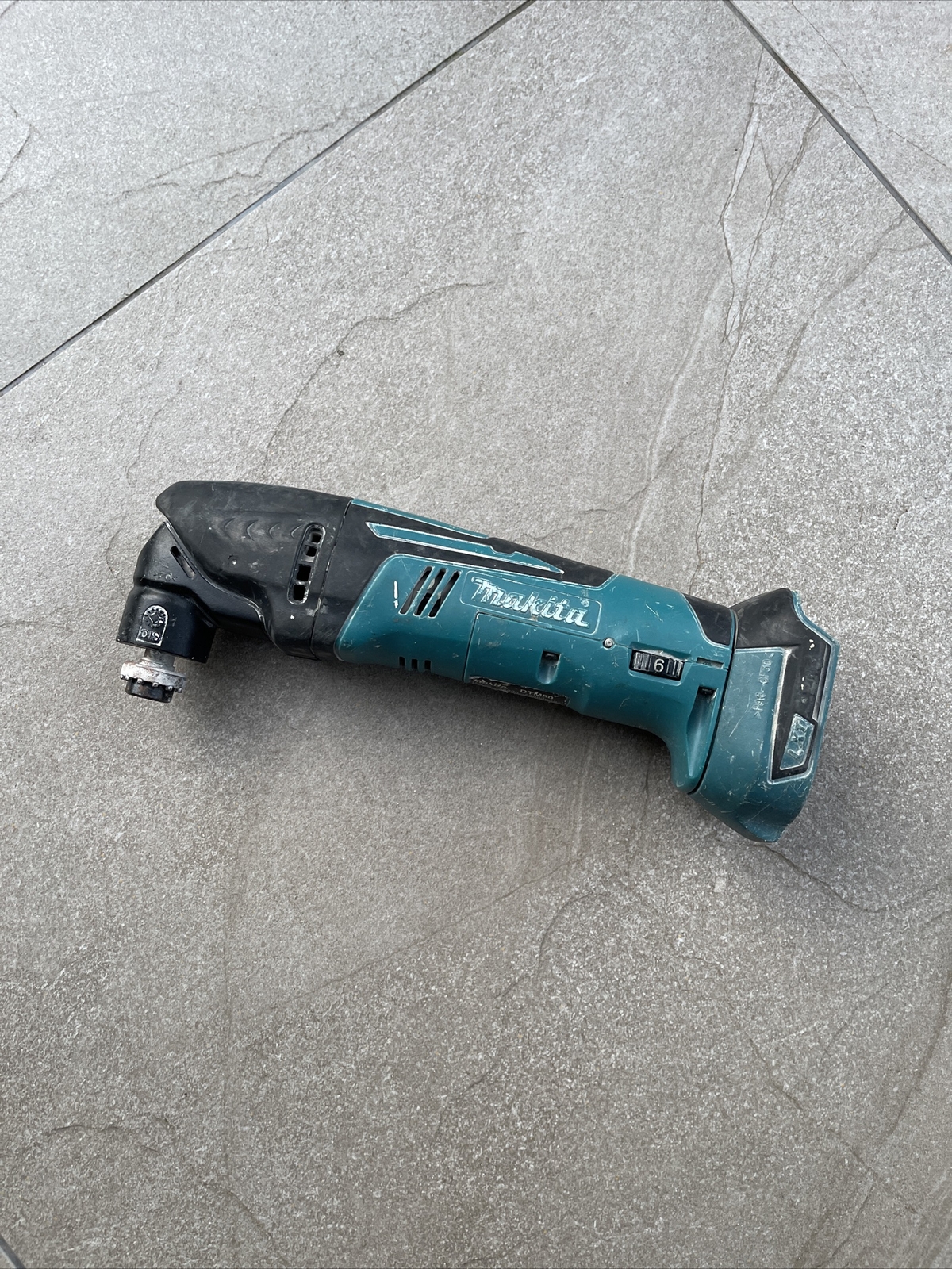 Makita 18v DTM50 Oscillating Multi Tool (FOR PARTS) eBay