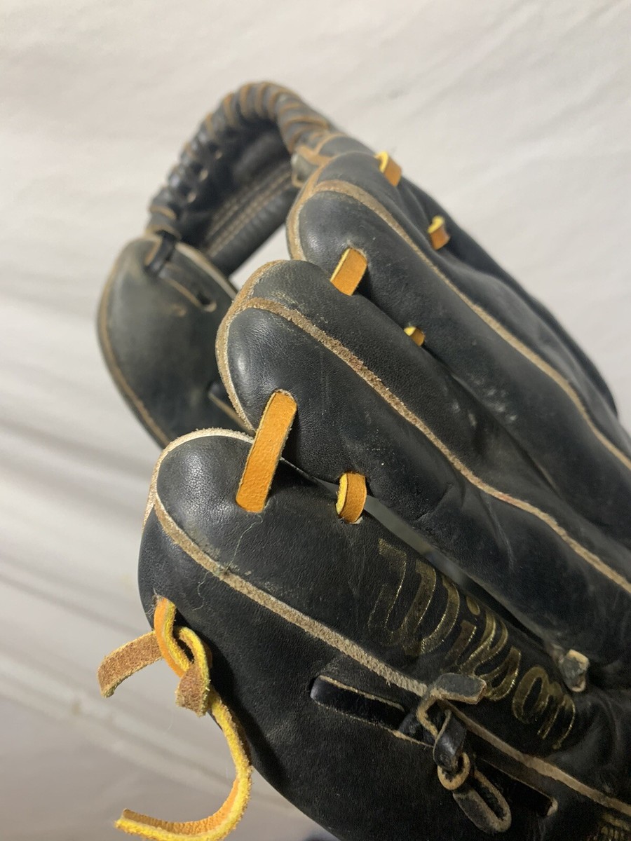 WILSON Signature Model A2144 Baseball/ Softball Glove Kirby