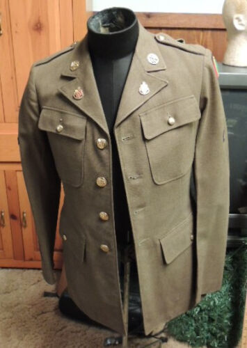 Really Nice US Army 24th Division 8th Field Artillery Regiment Green Coat - Picture 1 of 23