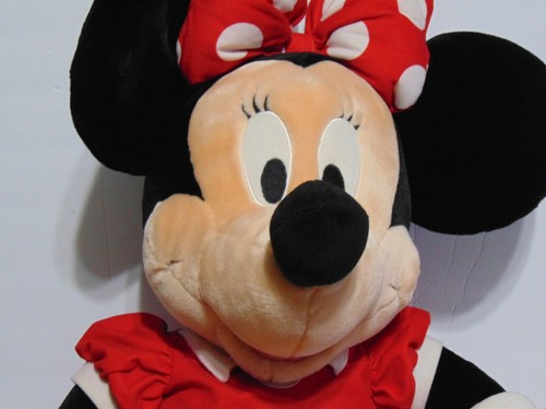 Peluche Minnie Mouse XL 32" Disney Store - Imagen 2 de 4