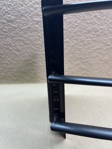 NETGEAR WiFi Mesh Range Extender EX7000 AC1900 Dual Band - Black - Picture 4 of 6