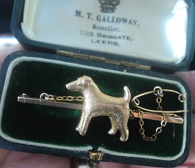 Yellow Gold Dog Brooch 9ct Antique Pin & Safety Chain Fox Terrier