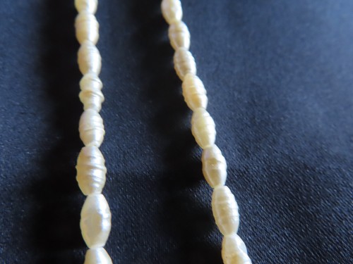 2 collares de perlas de agua dulce, 3 hebras con broche de oro 14k y l8" de largo - Imagen 9 de 14