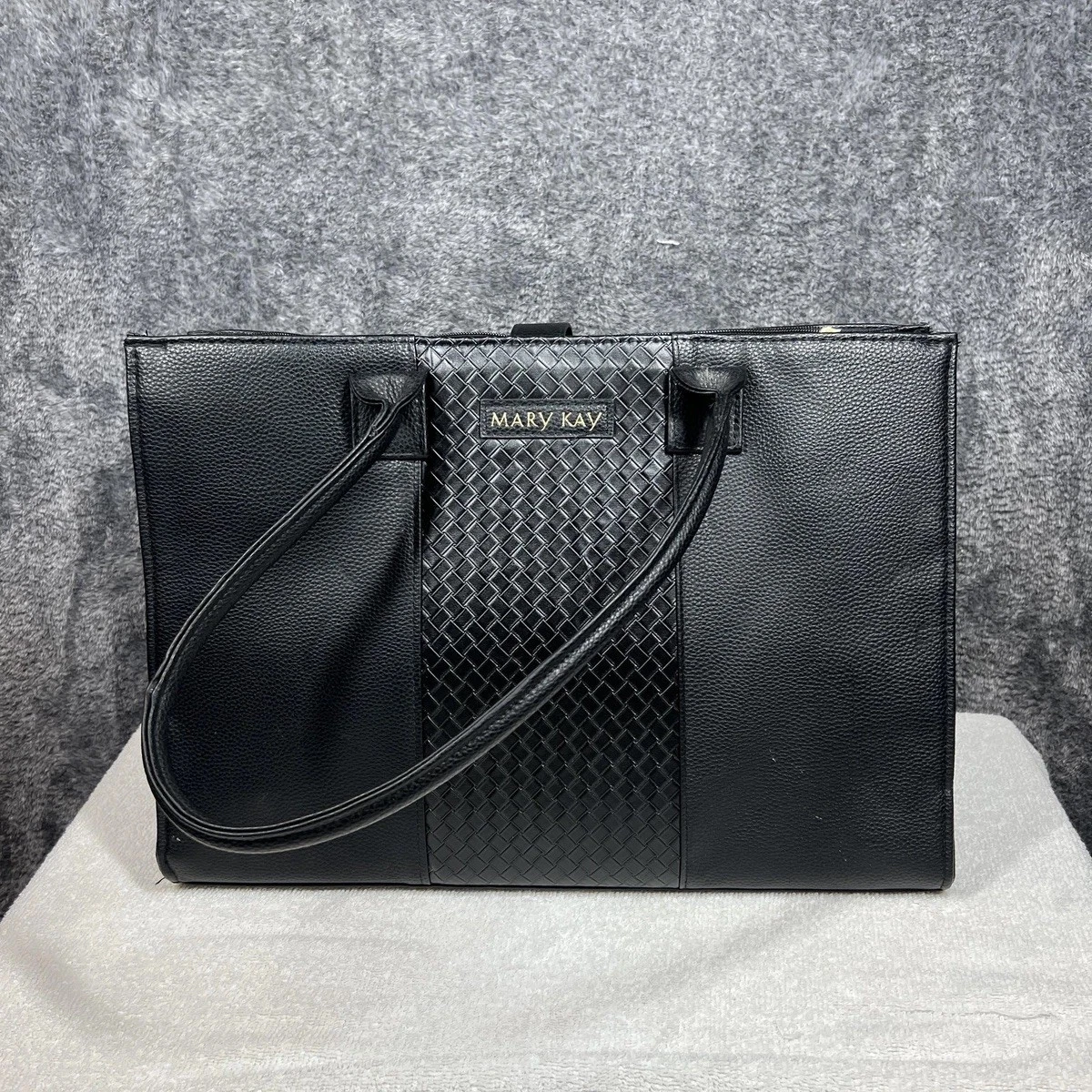 New Mary Kay Consultant Black Purse Bag ~ Fast Ship
Opens in a new window or tab