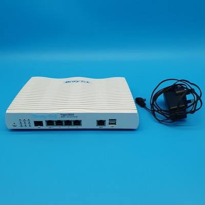 DrayTek Vigor 2832 ADSL2+ VPN Firewall Router mit Stromkabel