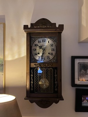 Vintage Alaron 31 day wind up wall clock 