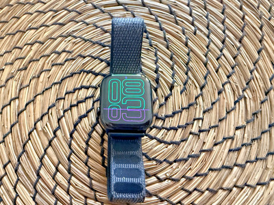 Apple Watch Series 11 46mm Jet Black GPS, with Black Sport Loop (Used)