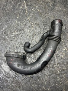 BMW 5 E60 E61 2005 Diesel 160kW Ansaugrohr Ansaugschlauch Turbolader 7795026