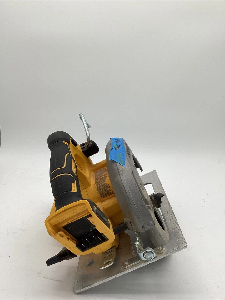 DCS578 DEWALT 7 1/4 FLEXVOLT Circular Saw - Image 4 of 4