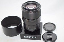 SONY Sony FE90mm F2.8 Macro G OSS SEL90M28G lens with lens hood
