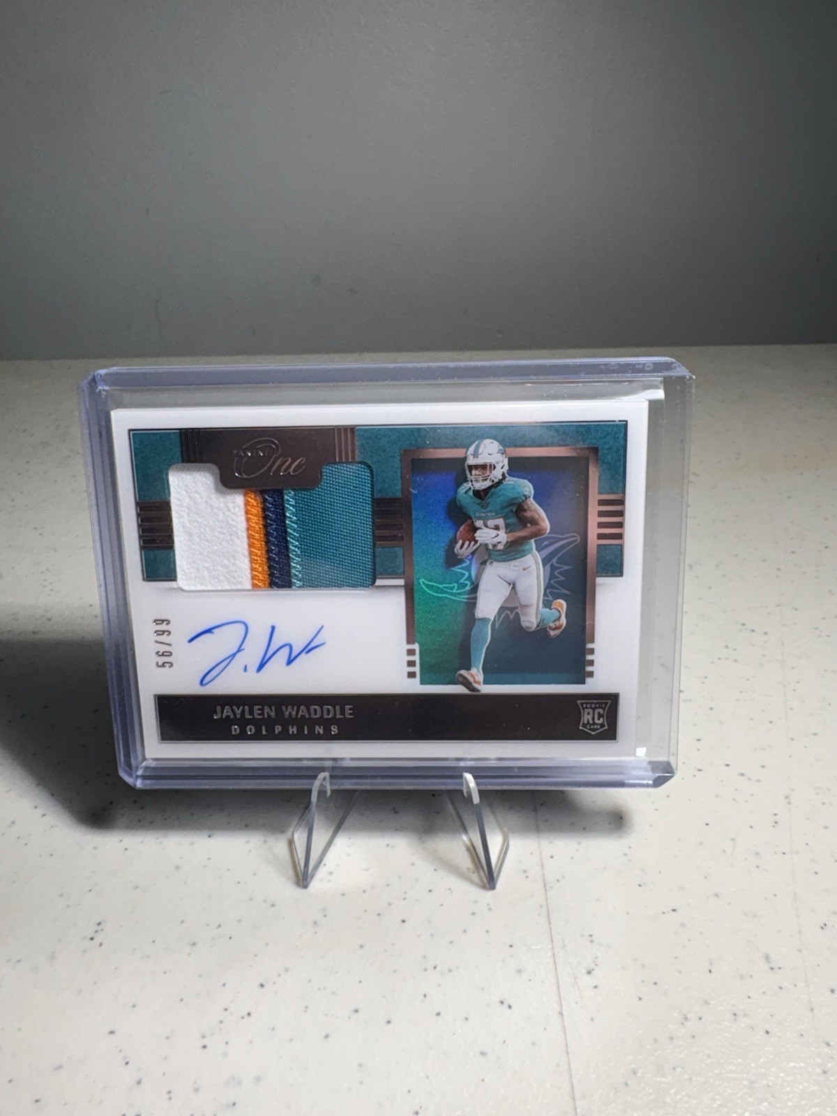 2021 Panini One - Premium Rookie Patch Autographs Jaylen Waddle #123 /99 