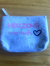 Kosmetiktasche aus Filz Herzensmensch grau/ro...