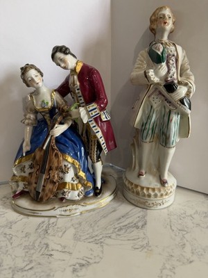 Lot of 2 VTG Ceramic Porcelain Depicting a Rococo Couple & Rococo Man Figure 10 