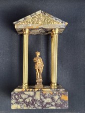 Eine luxuriöse Marmorfigur der antiken Mythologie