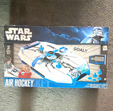 Star Wars Tabletop Air Hockey Game Set w/ 2 Pushers & 3 Pucks Age 3-4