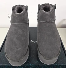 NIB - EMU Australia FOY FLATFORM MICRO Womens Platform Gray Suede Boots Sz 8