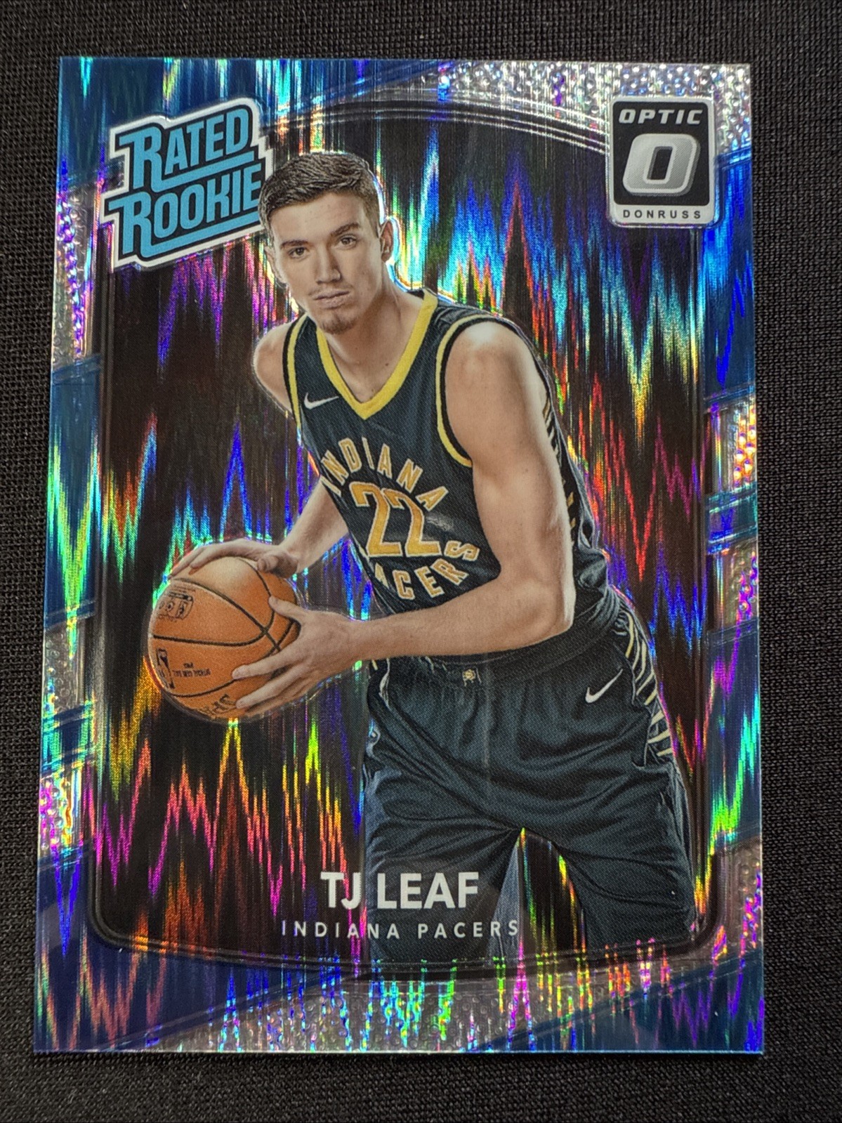 TJ Leaf Rated Rookie RC 2017-18 Panini Optic Basketball Shock Prizm #183