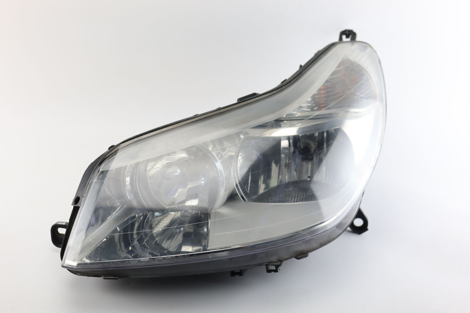Cache Lateral Droit Peugeot Ludix 2012-2017 / Ne 29078 Cache Lateral Droit Peugeot Ludix 2012-2017 / Ne 29078