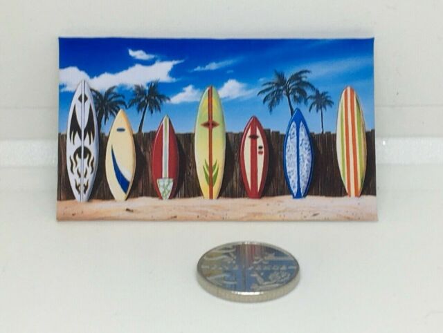 MINIATURE DOLLS HOUSE ACCESSORY CANVAS STYLE BEACH HUT PICTURE SURF BOARDS