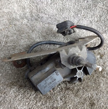 Mercedes W126 S Class NS Headlamp Wiper Motor 1268205142 Left Bosch 0390206839