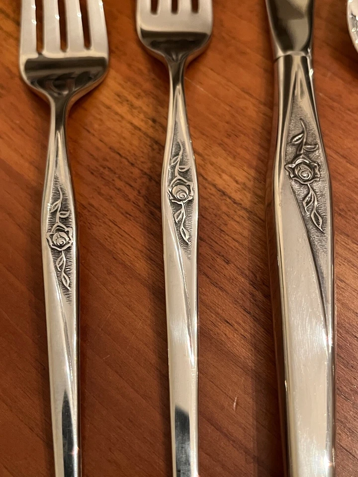 Cubiertos de acero inoxidable Sears Roebuck SRS18 ROSE Tradition - Elección Foto 3 de 4