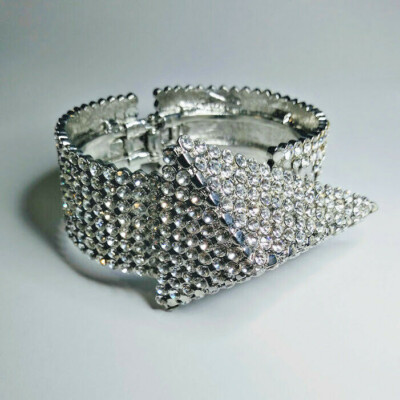 Geometrische Pyramide Silberfarben Klar Pave Kristall Manschette Armreif