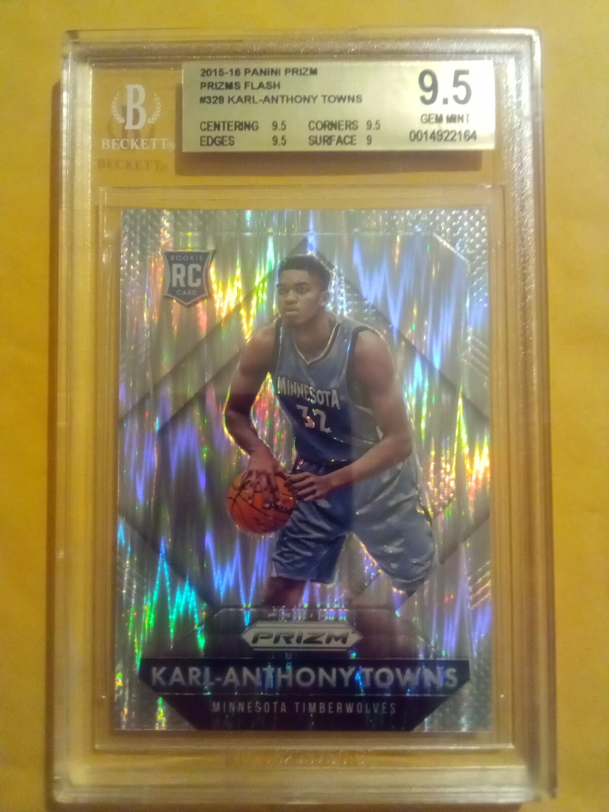 2015-16 Panini Prizm Karl-Anthony Towns FLASH Rookie RC RARE BGS 9.5 GEM MINT