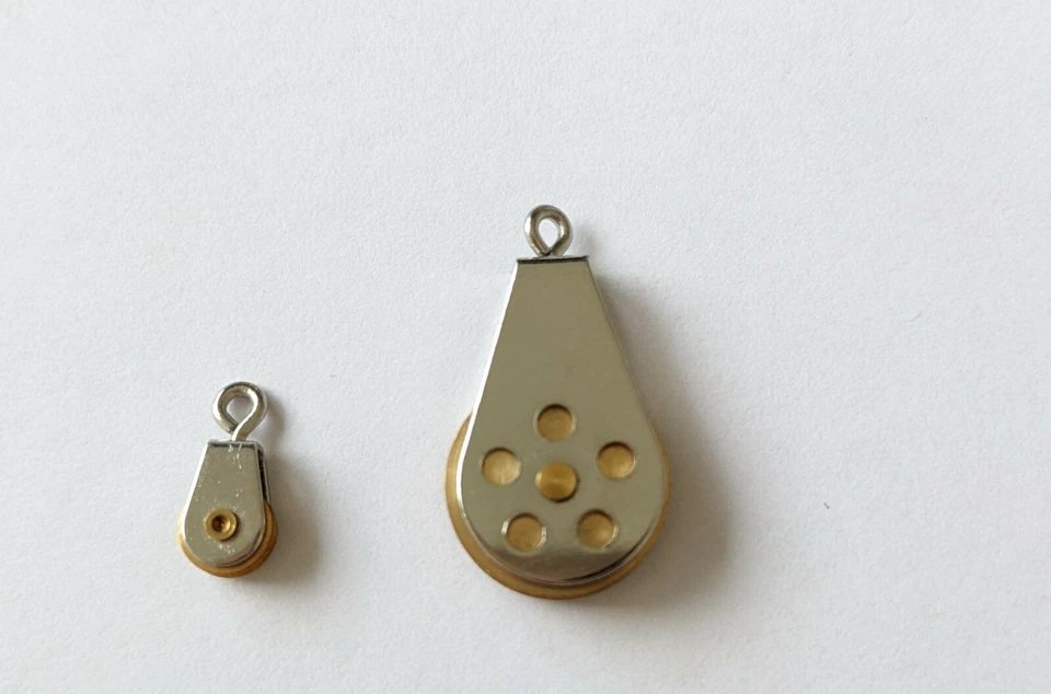 Block mit Seilrolle Messing von 3 bis 15 mm Durchmesser 1 Stück - Bild 2 von 2