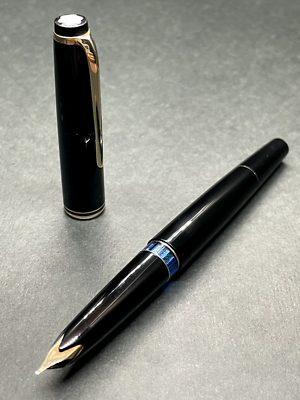 MONTBLANC No.22 万年筆 MONTBLANC No.22 Black GT Vintage Piston-filler Fountain Pen 14C