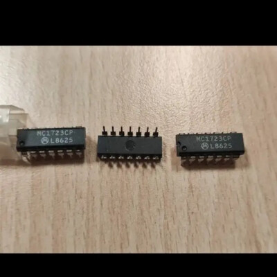 5X | 10X | MC1723CP Motorola Adj Positive/Negative Regulator 2-37V DIP-14