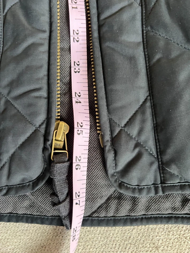 J. Crew mens size medium VEST Full Zip LINED Quilted Military  Navy sussex - Image 2 of 4