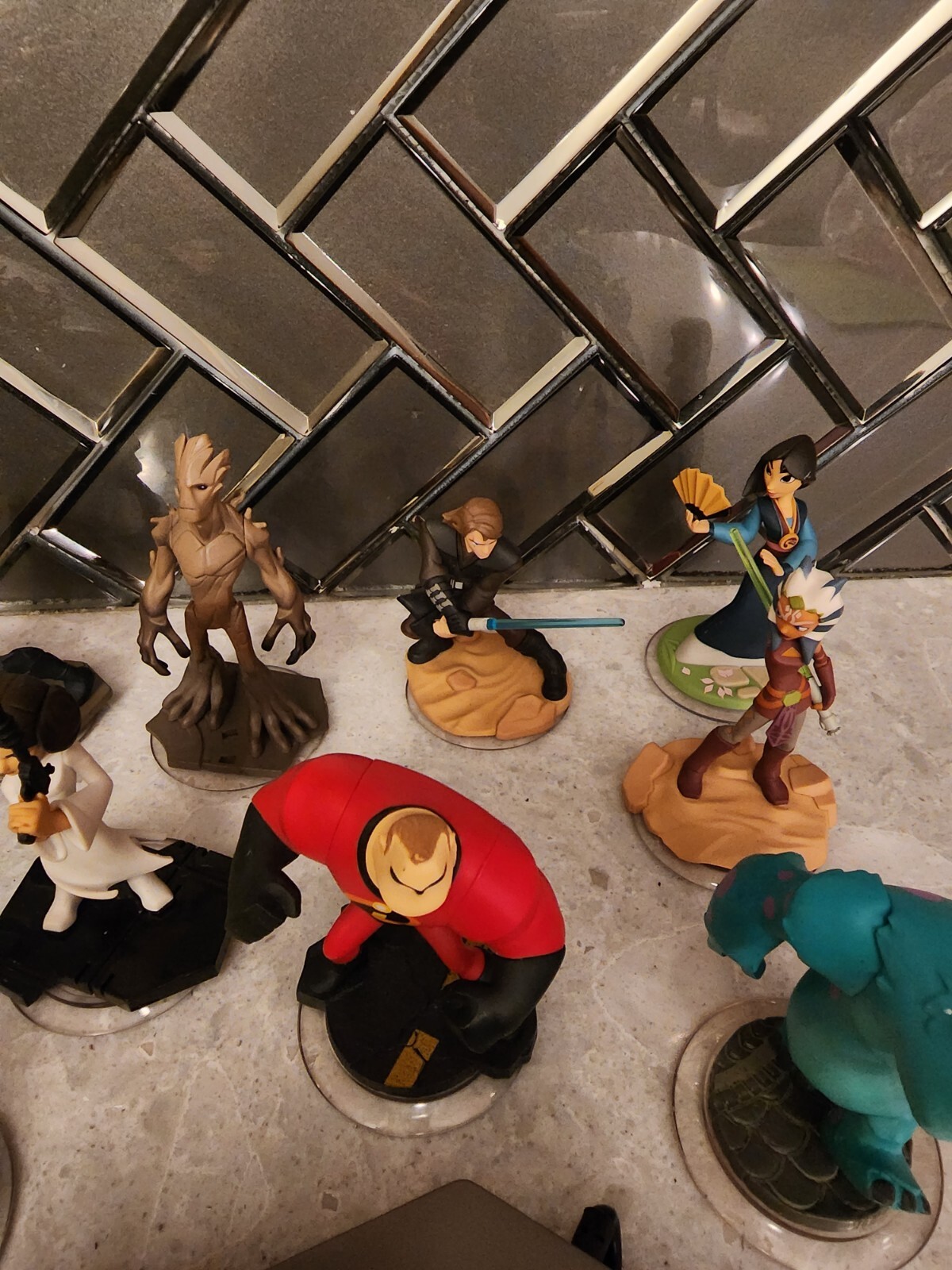 Disney Infinity Lot 22 Figures, 2 portals, Disney Infinity 3.0 Wii U