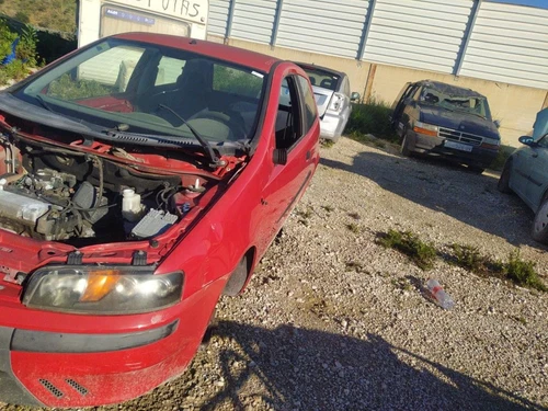 Fusée Avant Droit pour FIAT II PUNTO (188) BERLINA 1.2 8V S 1999 1698309 - Photo 3/7