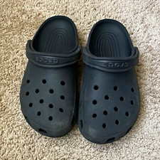 Crocs Classic Men’s Clog Sandals Black Slip-On US 9 Synthetic Upper Logo
