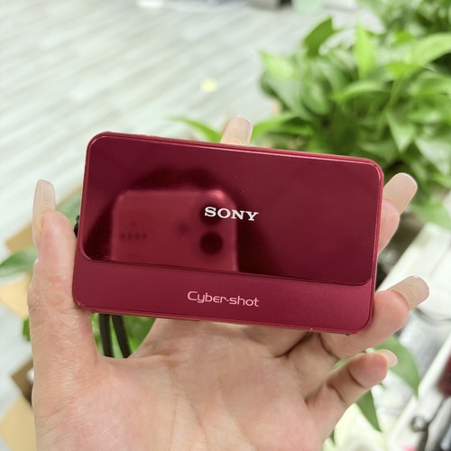 Sony Cyber Shot DSC-T110 Digital Camera 16.1MP 4x Optical Zoom Touch Screen Red
