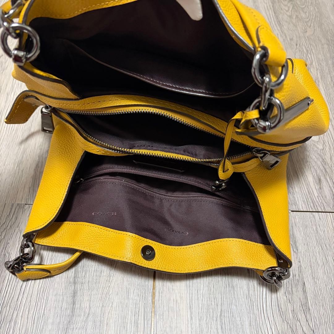 COACH Yellow Leather Tote Bag Authentic Rare Condition Near Mint image 7