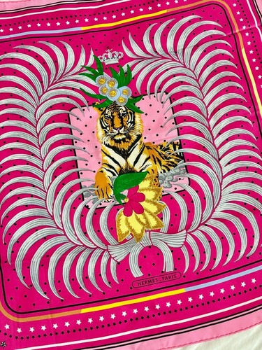 HERMES Tigre Royal Fleuri Carre 70 Scarf Silk Pink excellent gift
