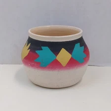 Thelma Toehay 1995 Native American Pottery Pot Southwestern Design Handmade