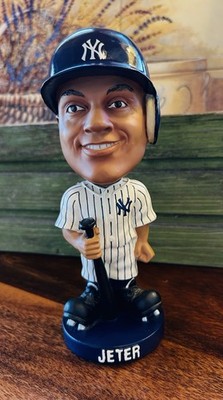 Derek Jeter New York Yankees MLB Baseball Bobblehead Knuckle Heads, Read.