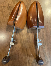 Vogel's Wooden Adjustable Shoe Trees Pair with Metal Adjustable Shafts