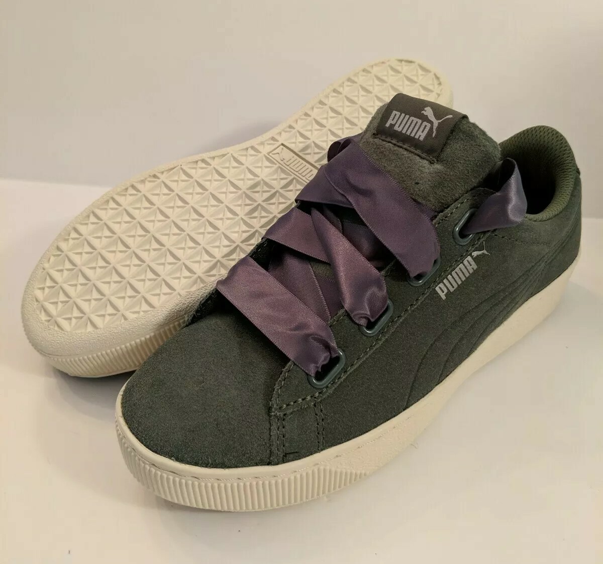 puma pink ribbon trainers