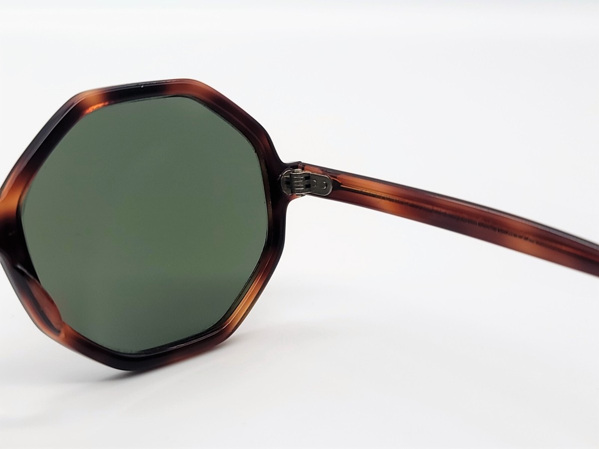 Bausch & Lomb Britt Octagon Brown Tortoise Glass Sunglasses  display picture 2