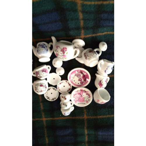 Charmy Kitty Rose Tea Set Miniature Tableware Hello Kitty Sanrio