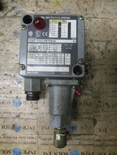 Allen Bradley 836T-T352JX81X9X6 Pressure Control (Used)