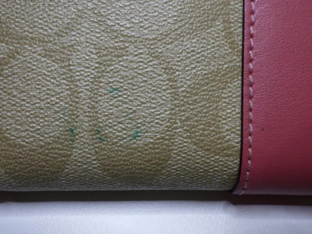 COACH Signature Bag & Wallets - # image 6