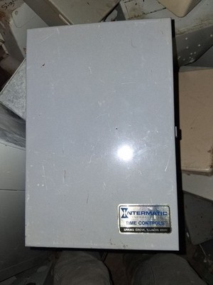 Intermatic Seven-Day Dial Time Switch 4 Pole Single Throw Cat# T7401B 125 Volt
