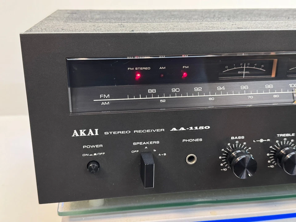 AKAI AA-1150 vintage stereo receiver - Bild 2 von 4