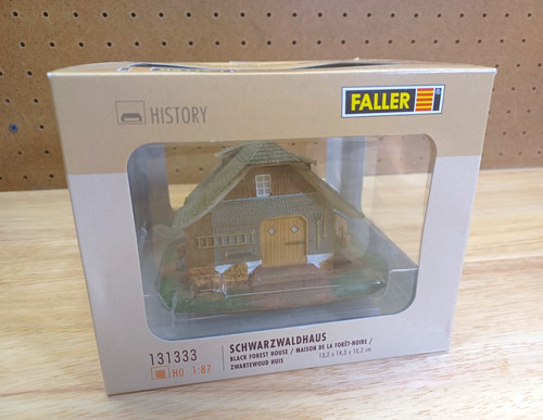 Casa de la Selva Negra FALLER Schwarzwaldhaus HO 1:87 pintada a mano 131333 NUEVA en CAJA | Condition: New