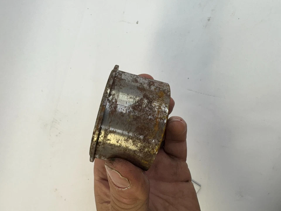 Harley Redneck Engineering Soldado Acero Gas Combustible Pop-up Tapa de descarga Relleno Foto 2 de 4