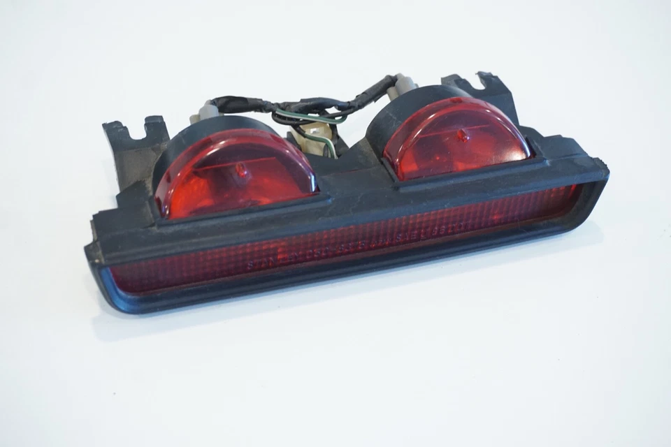 Tercera luz de freno OEM Honda CRX 1988-1991 Foto 3 de 4